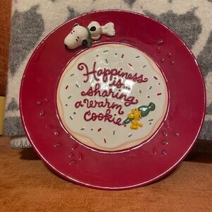 Hallmark Peanuts Happiness is… sharing a warm cookie Plate